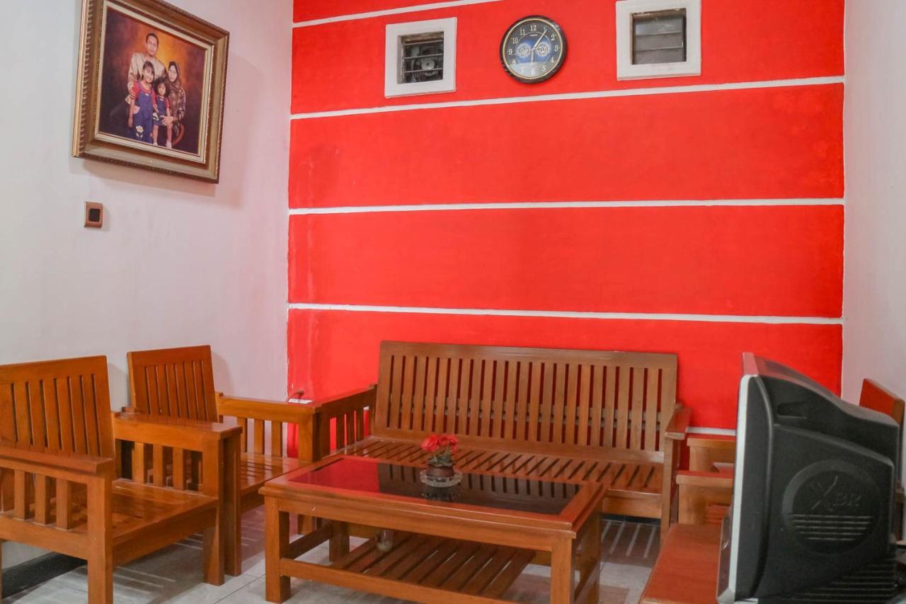 Wisma Vandera Syariah Garut Mitra Reddoorz Kültér fotó