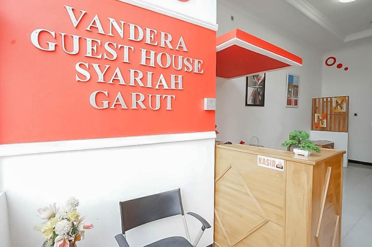 Wisma Vandera Syariah Garut Mitra Reddoorz Kültér fotó
